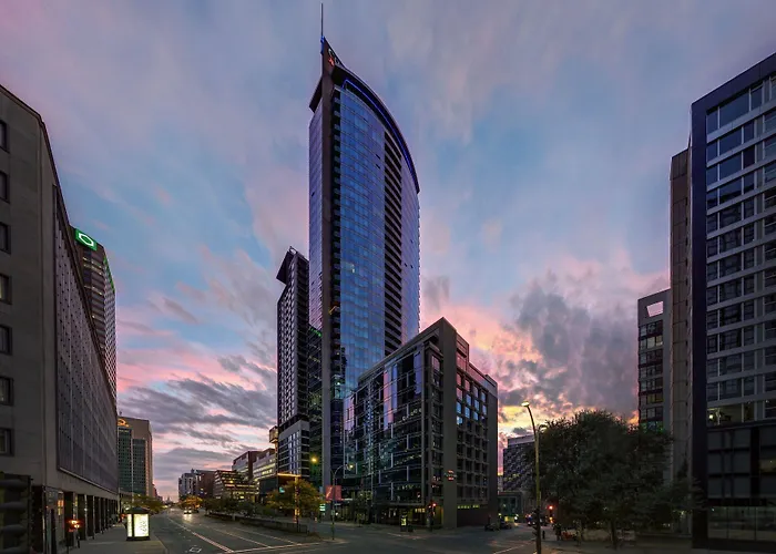 Courtyard Par Marriott Montreal Centre-Ville